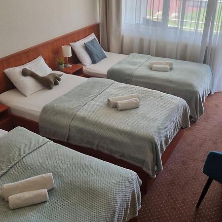 Sport Hotel Tatabánya Kültér fotó